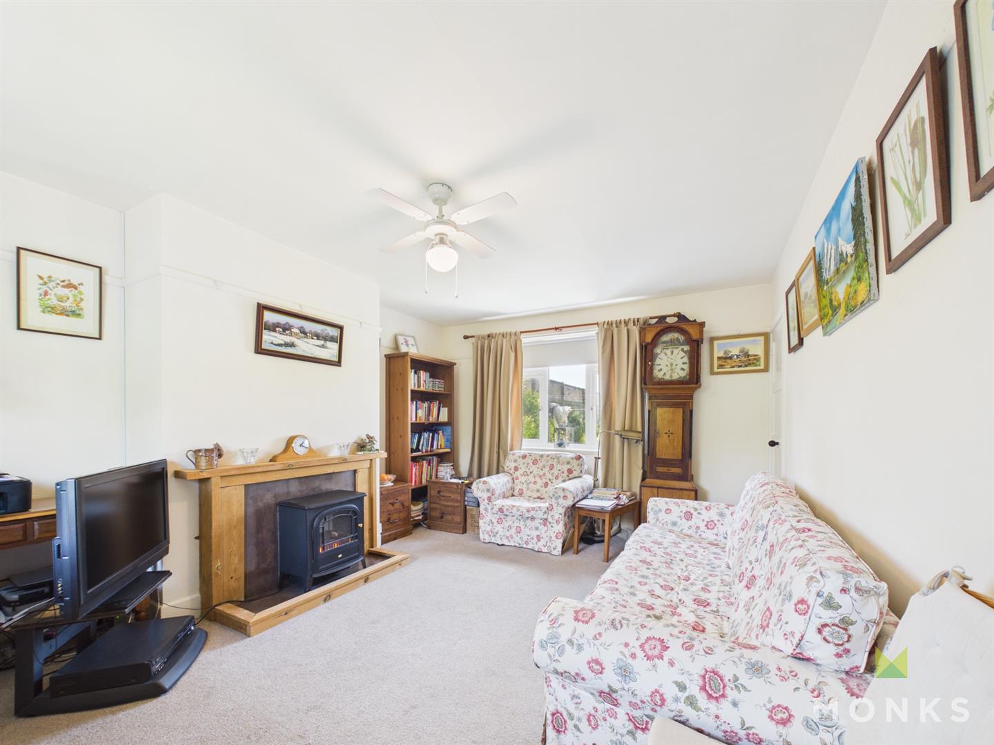 2 Walcot Road, Shrewsbury, SY4 4QQ For Sale